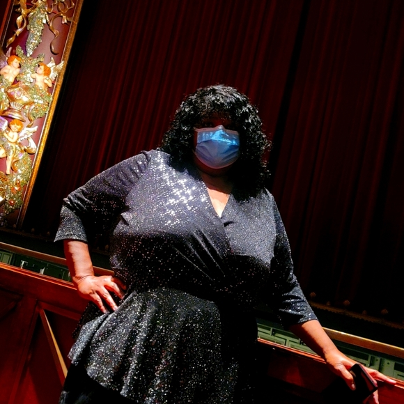 Meet your Posher, Robbin - Picture 3 of 3